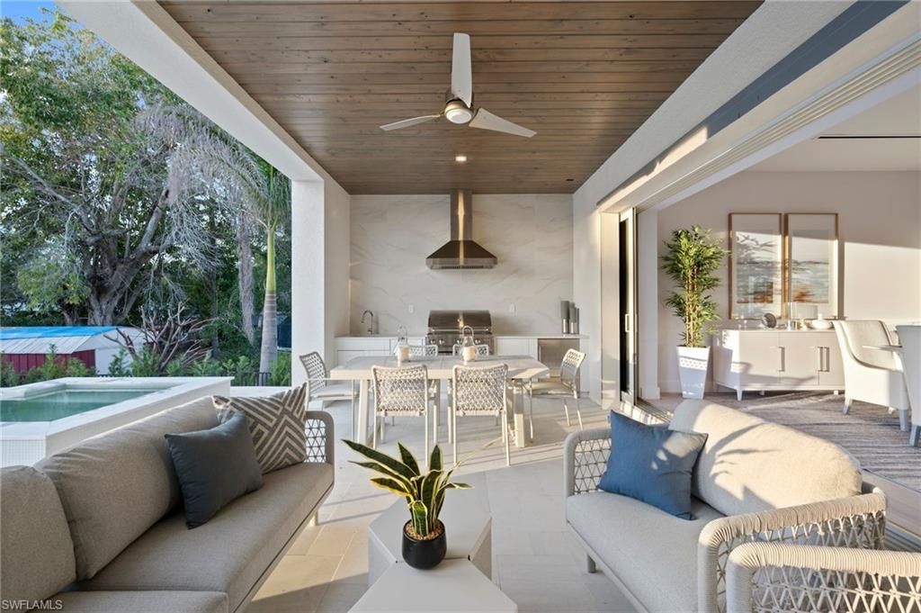 1984 Frederick St, Naples, FL 34112 Photo