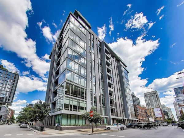 360 W Erie Street, Unit 7D, Chicago, IL 60654