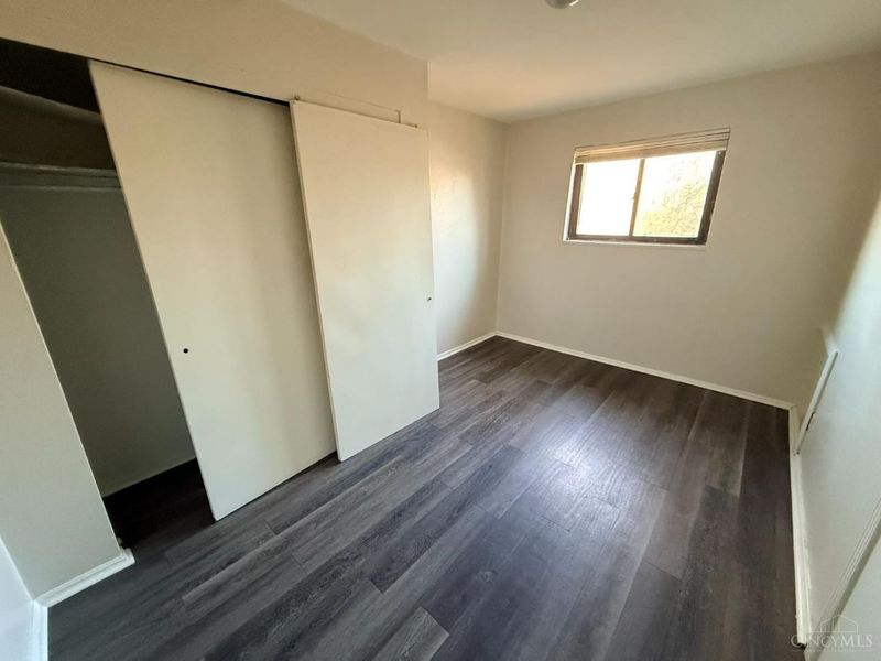 2537 Lysle Lane, Cincinnati, OH 45212 Photo 17