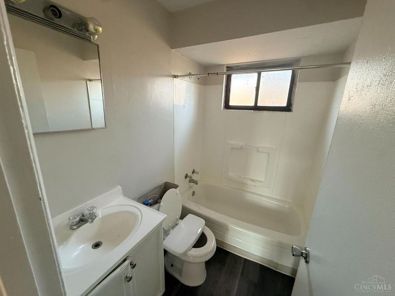 2537 Lysle Lane, Cincinnati, OH 45212 Photo 19