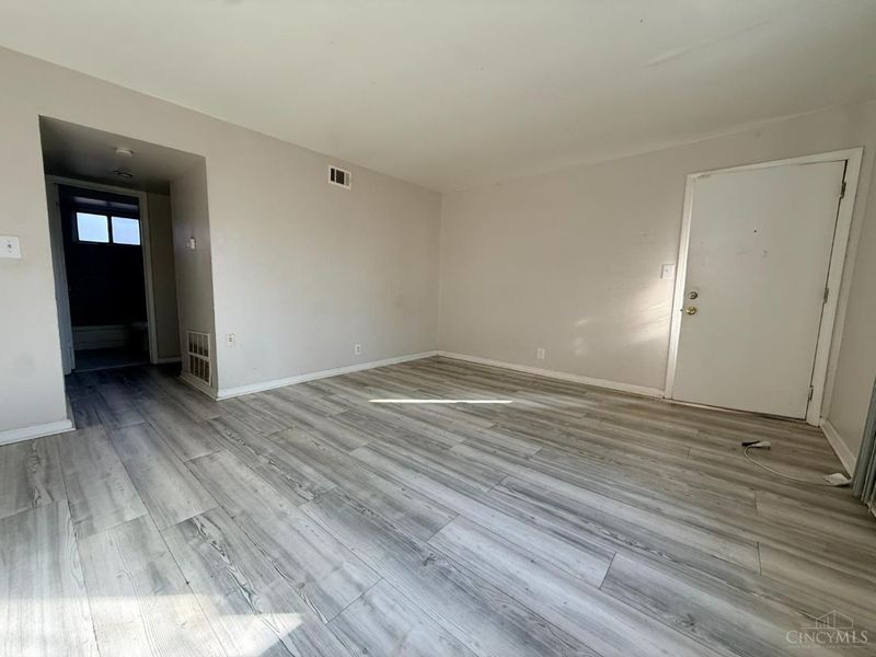 2537 Lysle Lane, Cincinnati, OH 45212 Photo 21