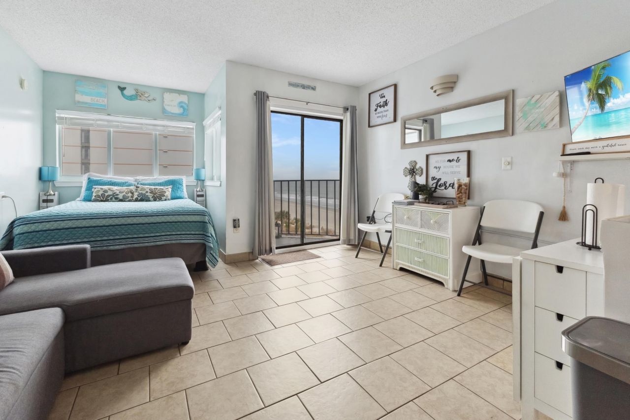 1605 S Ocean Blvd. Photo 9