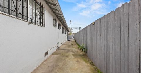 7701 39th Ave, Sacramento, CA 95824 Photo