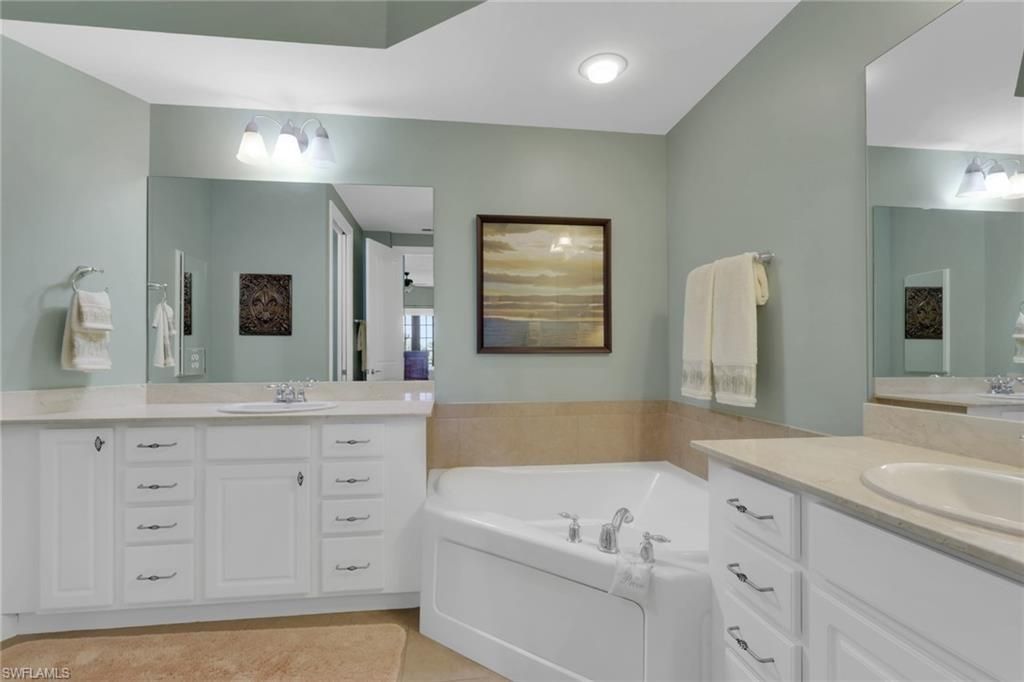 8011 Via Monte Carlo Way, Unit 2213, Estero, FL 33928 Photo