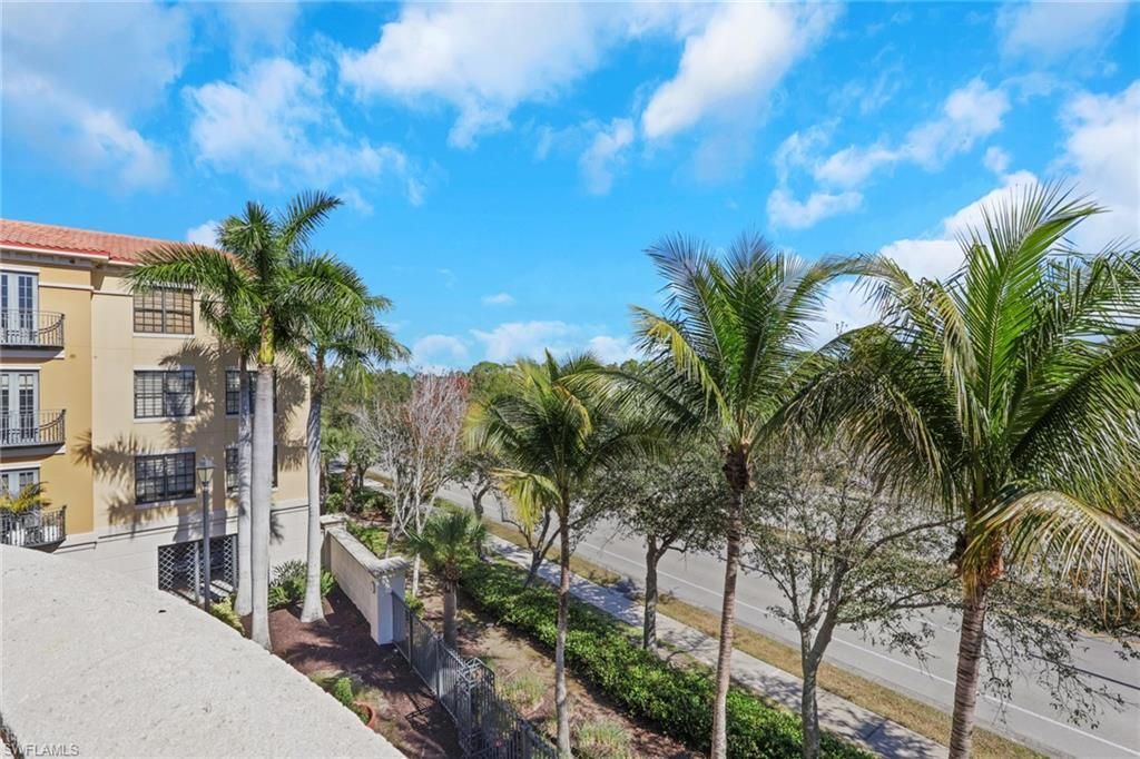 8011 Via Monte Carlo Way, Unit 2213, Estero, FL 33928 Photo