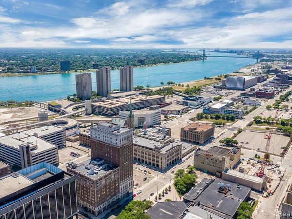 525 W Lafayette Boulevard, Detroit, MI 48226