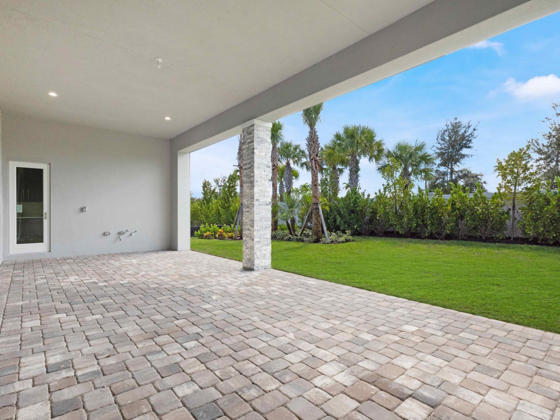 9124 Coral Isles Circle, Palm Beach Gardens, FL 33412 Photo