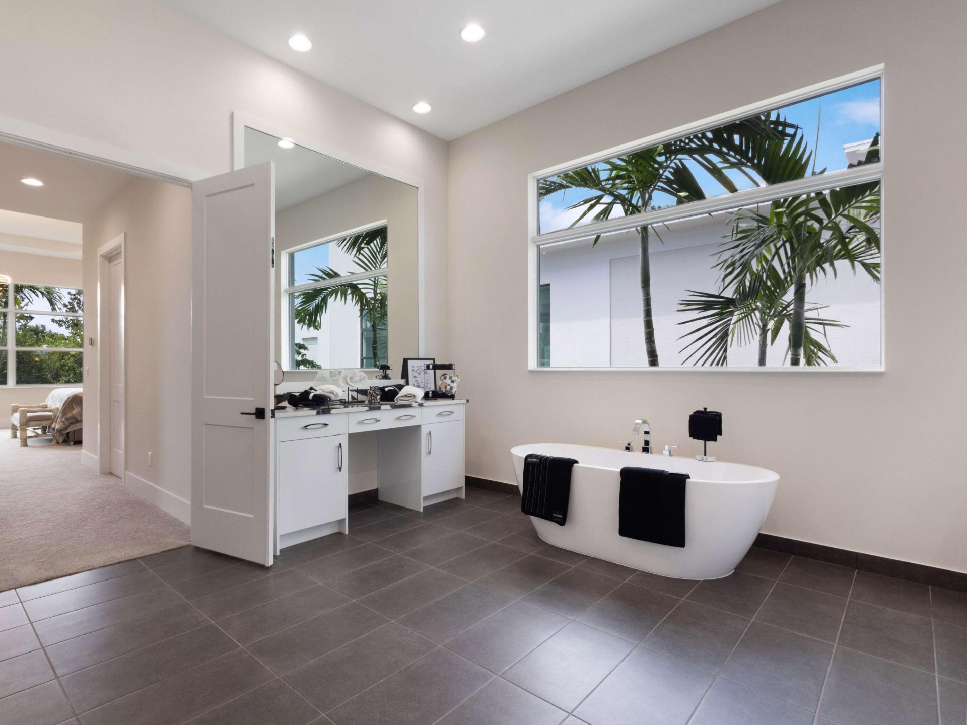 9124 Coral Isles Circle, Palm Beach Gardens, FL 33412 Photo