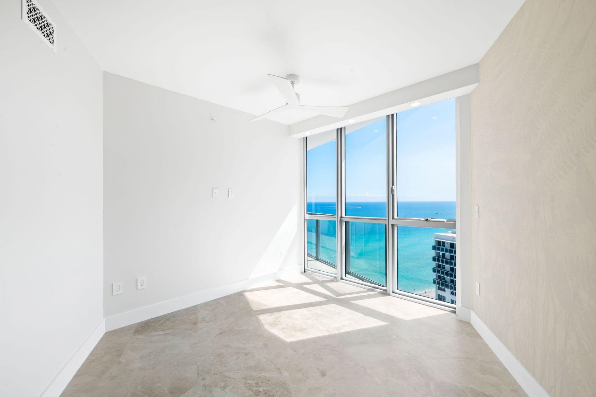 3101 S Ocean Drive, Unit 1807, Hollywood, FL 33019 Photo