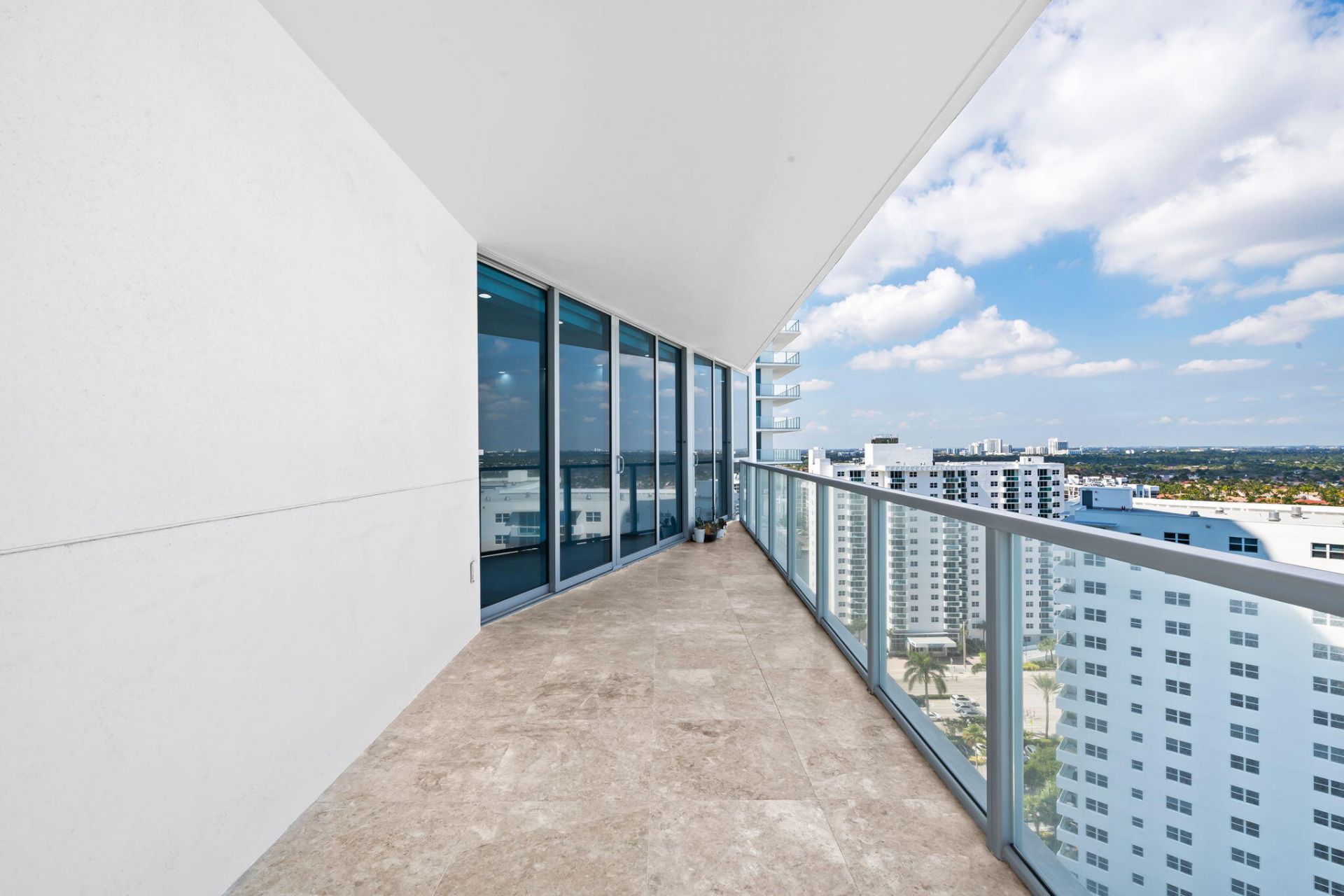 3101 S Ocean Drive, Unit 1807, Hollywood, FL 33019 Photo