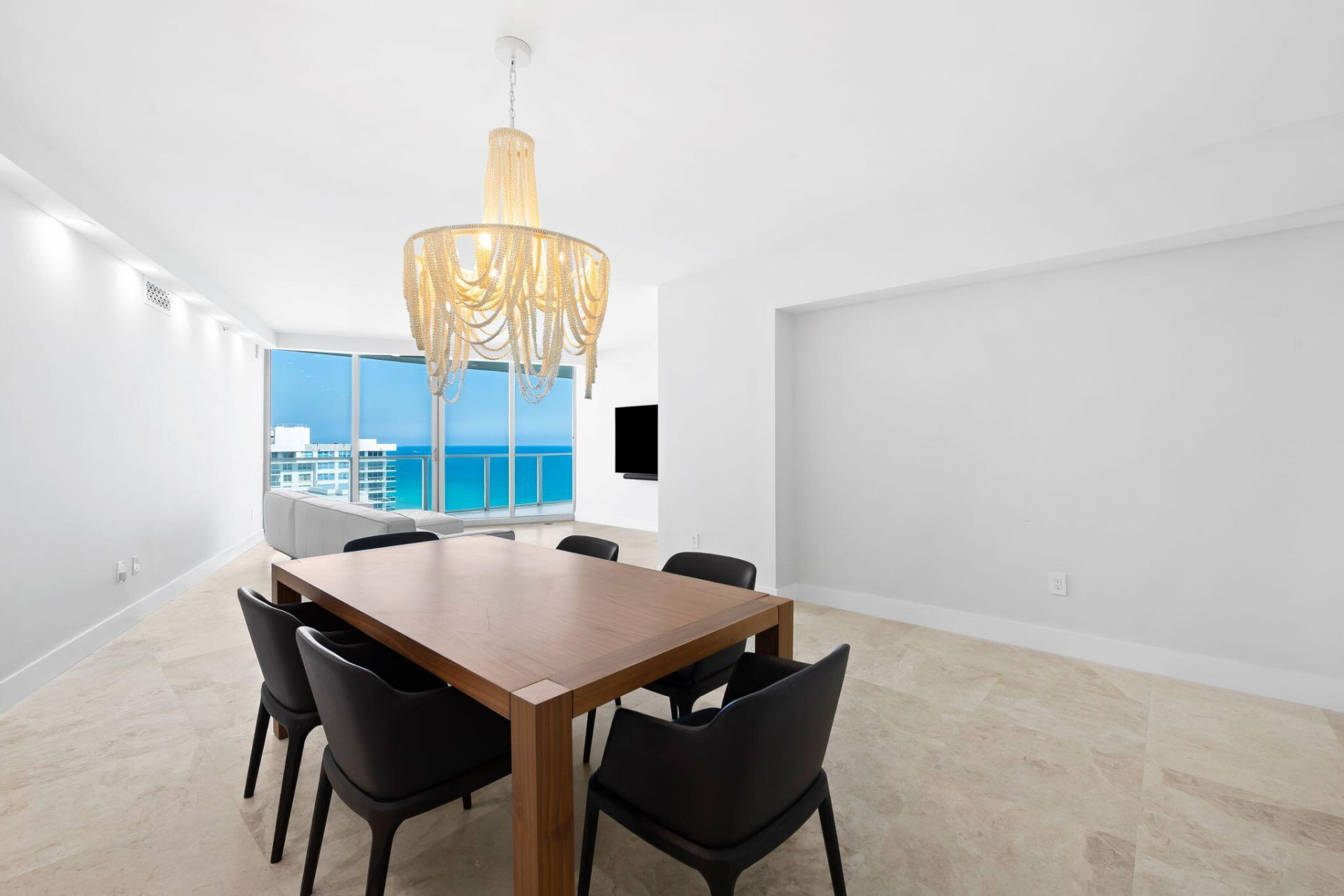 3101 S Ocean Drive, Unit 1807, Hollywood, FL 33019 Photo