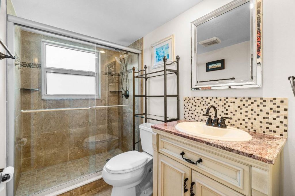 3505 Oaks Way, Unit 301, Pompano Beach, FL 33069 Photo