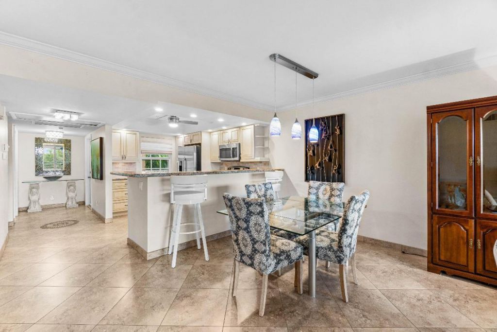 3505 Oaks Way, Unit 301, Pompano Beach, FL 33069 Photo