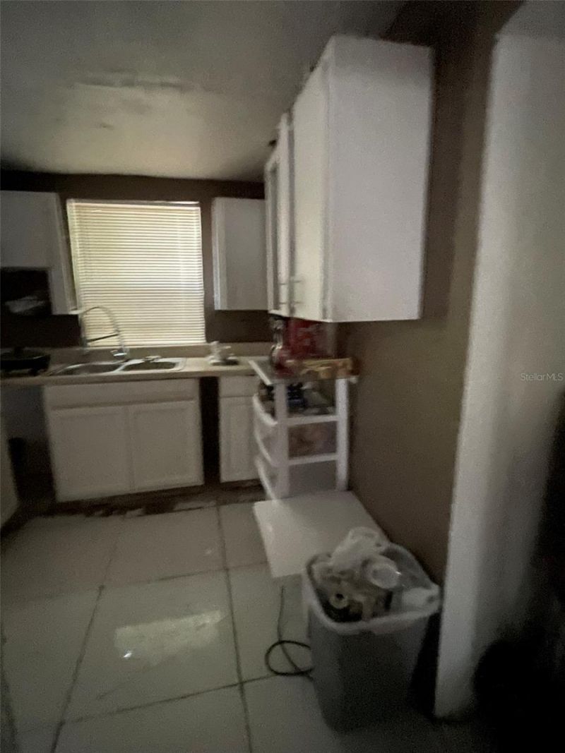 858 35th Avenue S, Saint Petersburg, FL 33705 Photo