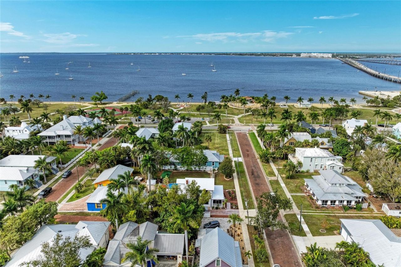 123 Gill Street, Punta Gorda, FL 33950 Photo