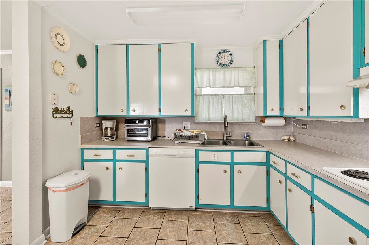 2413 Surf Road, Panacea, FL 32346 Photo