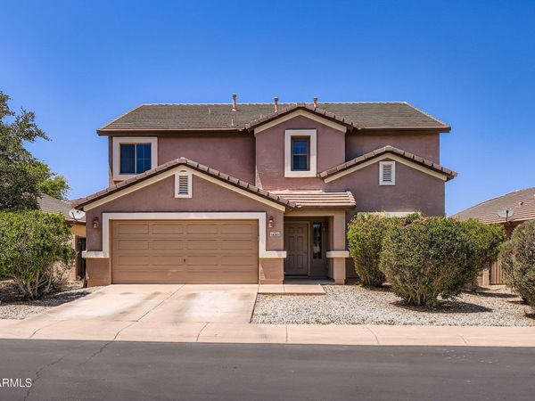 18182 W DESERT Lane, Surprise, AZ 85388