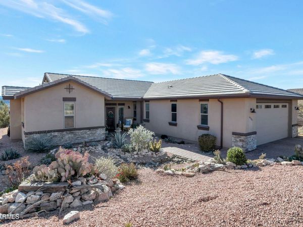 6135 N CHENEY Court, Rimrock, AZ 86335