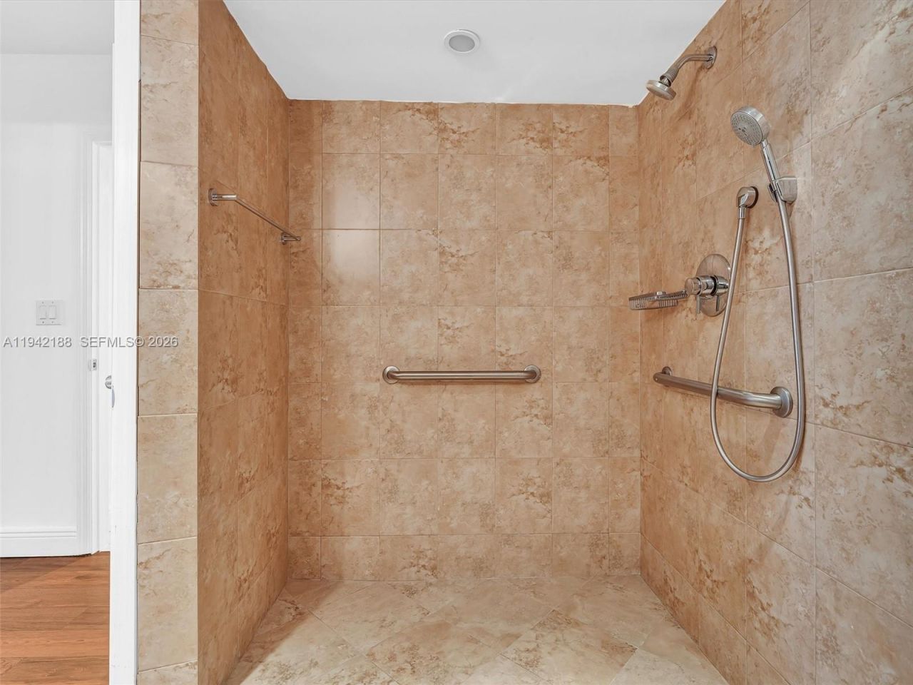 3530 Mystic Pointe Dr, Unit 2502, Aventura, FL 33180 Photo