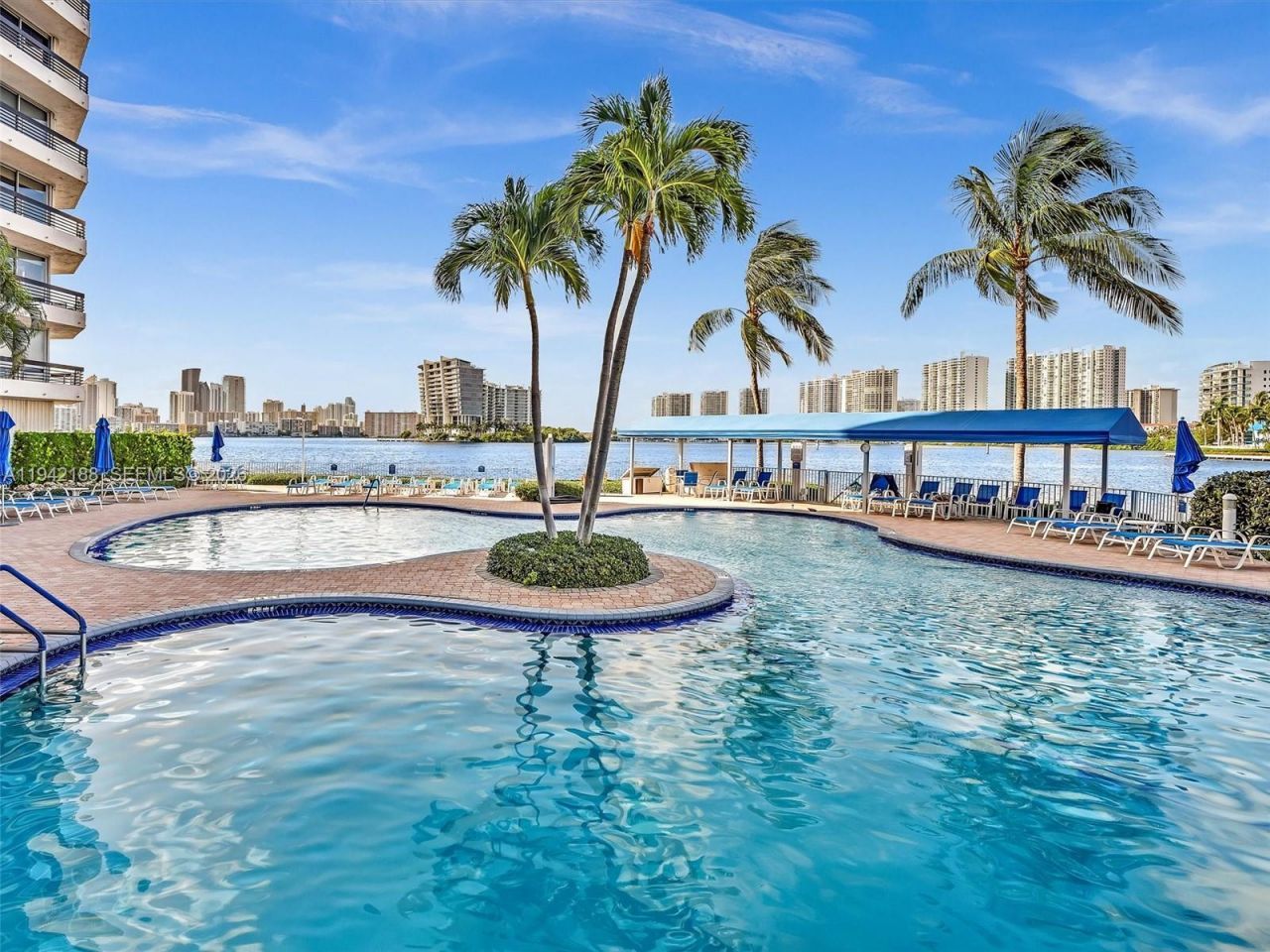 3530 Mystic Pointe Dr, Unit 2502, Aventura, FL 33180 Photo