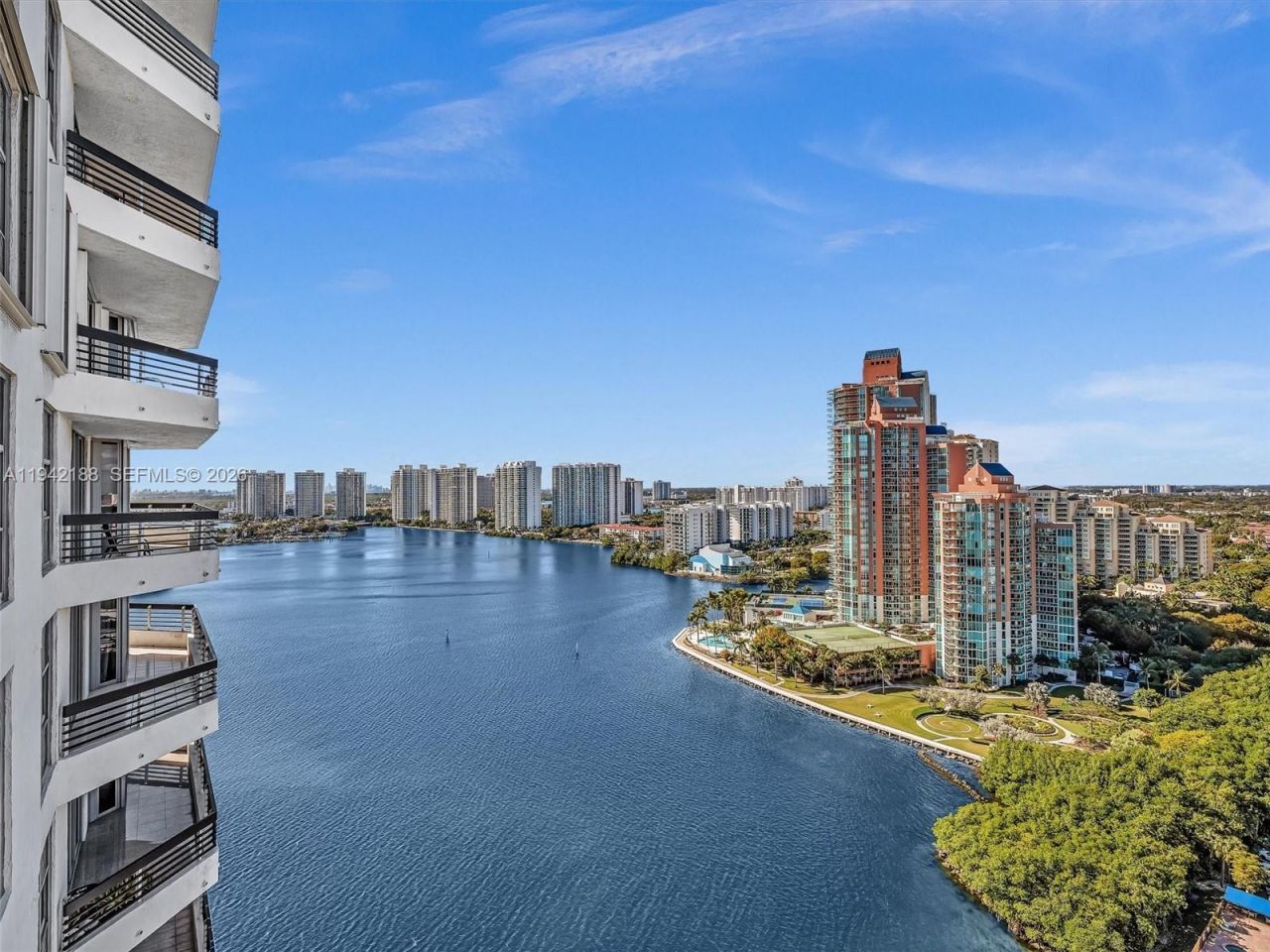 3530 Mystic Pointe Dr, Unit 2502, Aventura, FL 33180 Photo