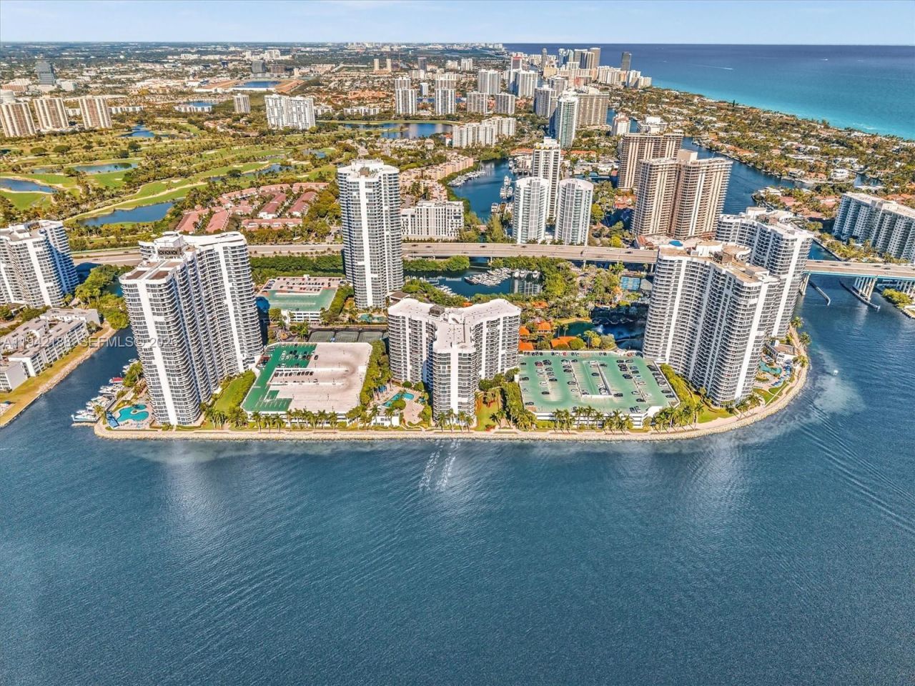 3530 Mystic Pointe Dr, Unit 2502, Aventura, FL 33180 Photo