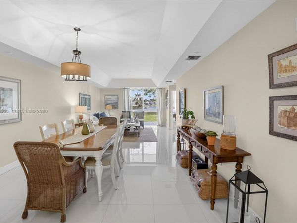 10710 NW 66th St, Unit 114, Doral, FL 33178