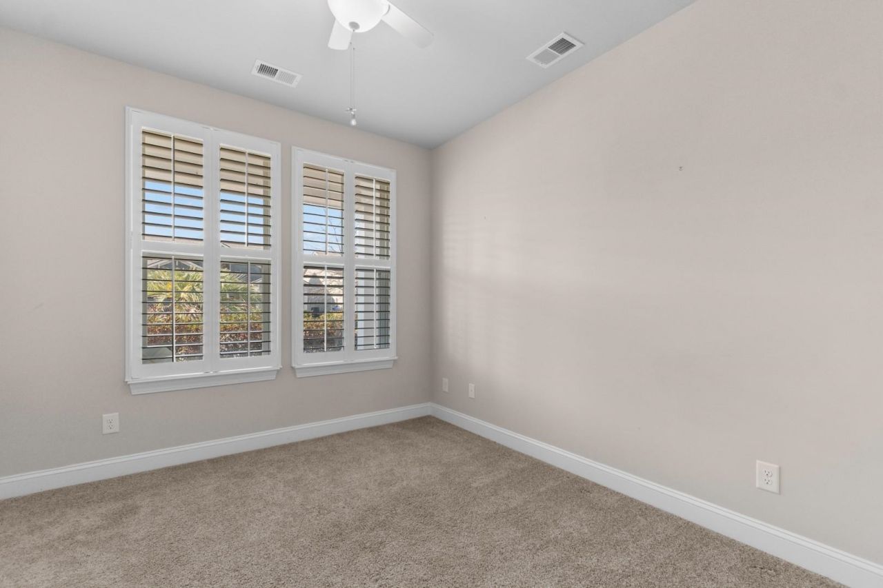 765 Berkshire Ave. Photo 22