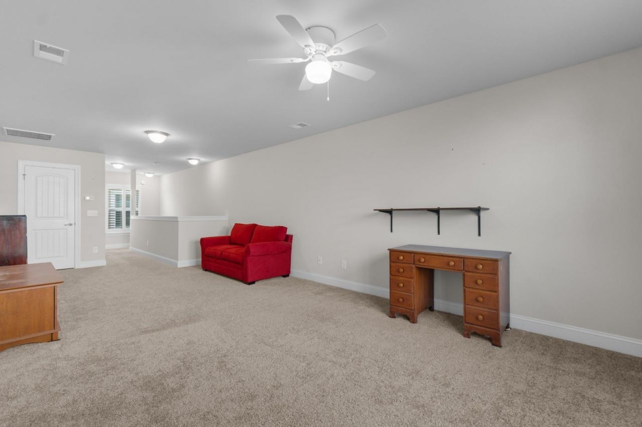 765 Berkshire Ave. Photo 25