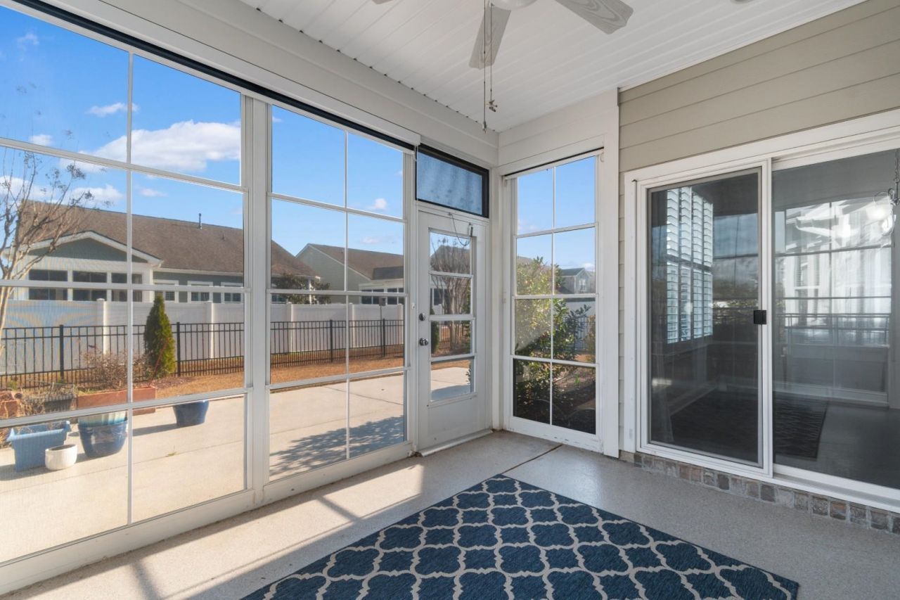 765 Berkshire Ave. Photo 28