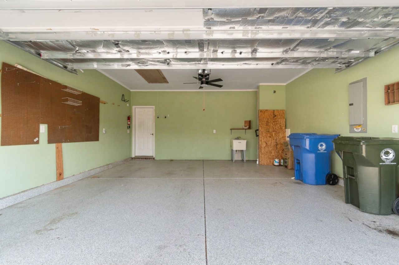 765 Berkshire Ave. Photo 29