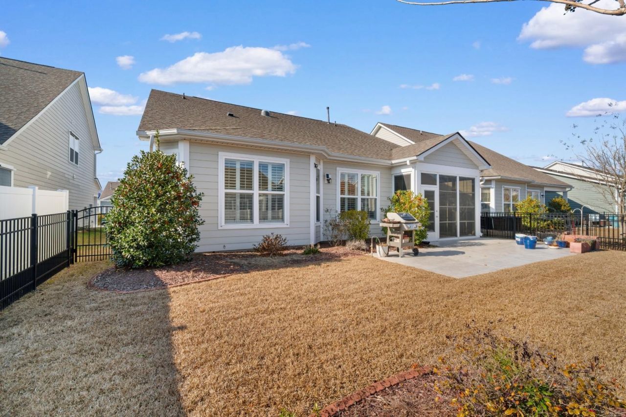 765 Berkshire Ave. Photo 34