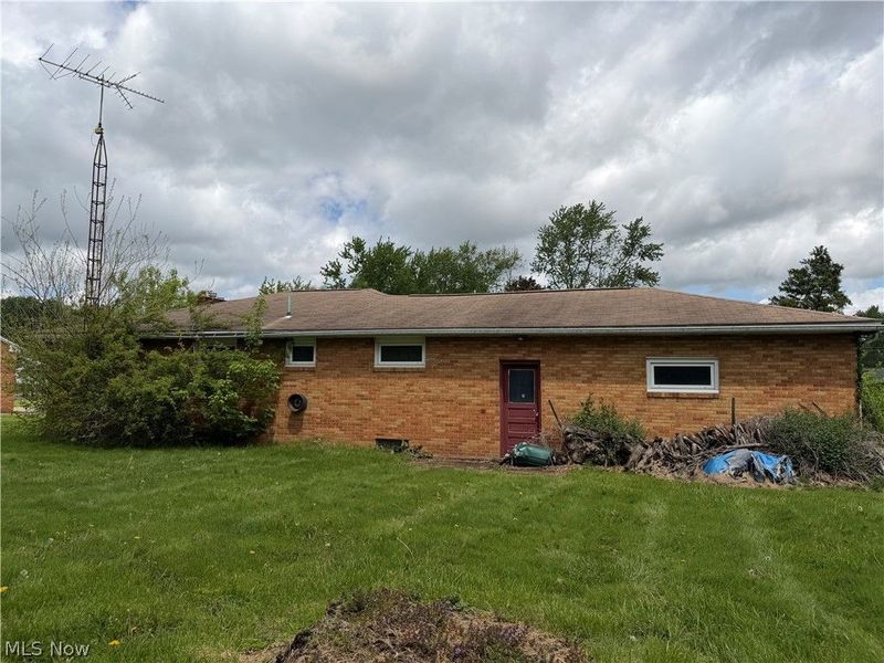 3858 Easton Street NE, Canton, OH 44721 Photo 2