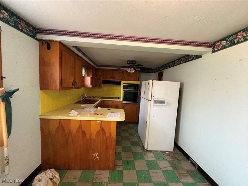 3858 Easton Street NE, Canton, OH 44721 Photo 3