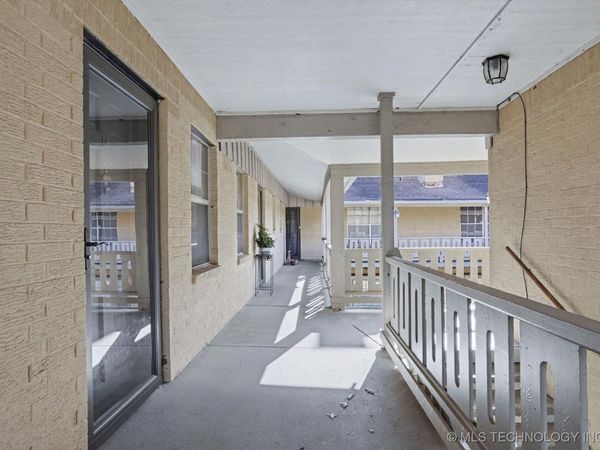 1107 E 45th Place S, Unit EU14, Tulsa, OK 74105