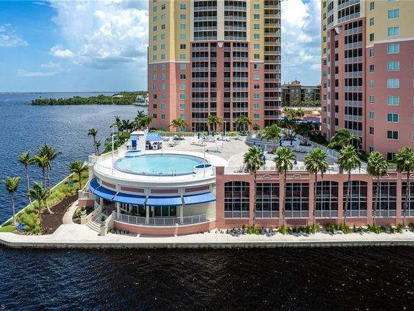 2745 1st ST, Unit 1901, FORT MYERS, FL 33916