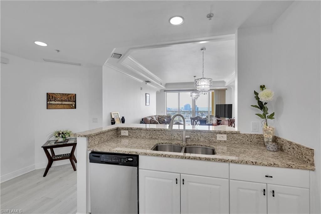 2745 1st St, Unit 1901, Fort Myers, FL 33916 Photo