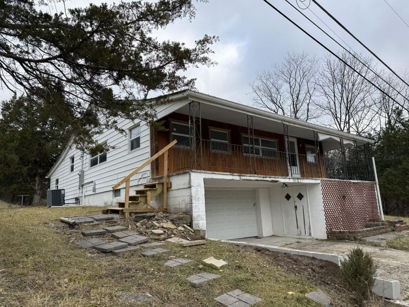 208 N Lakeshore Drive, Owenton, KY 40359 Photo 2