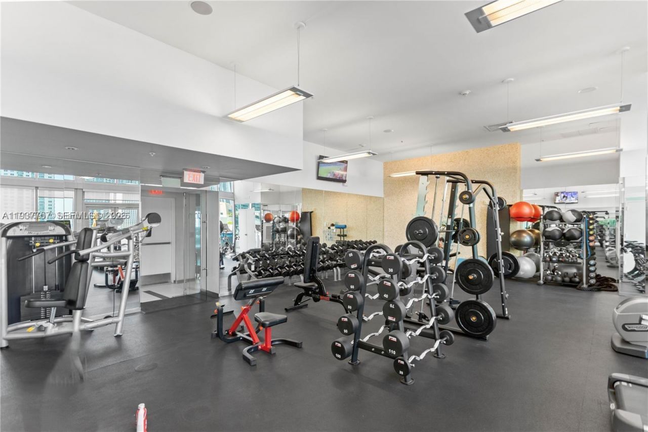 92 SW 3rd St , Unit 4109, Miami, FL 33130 Photo