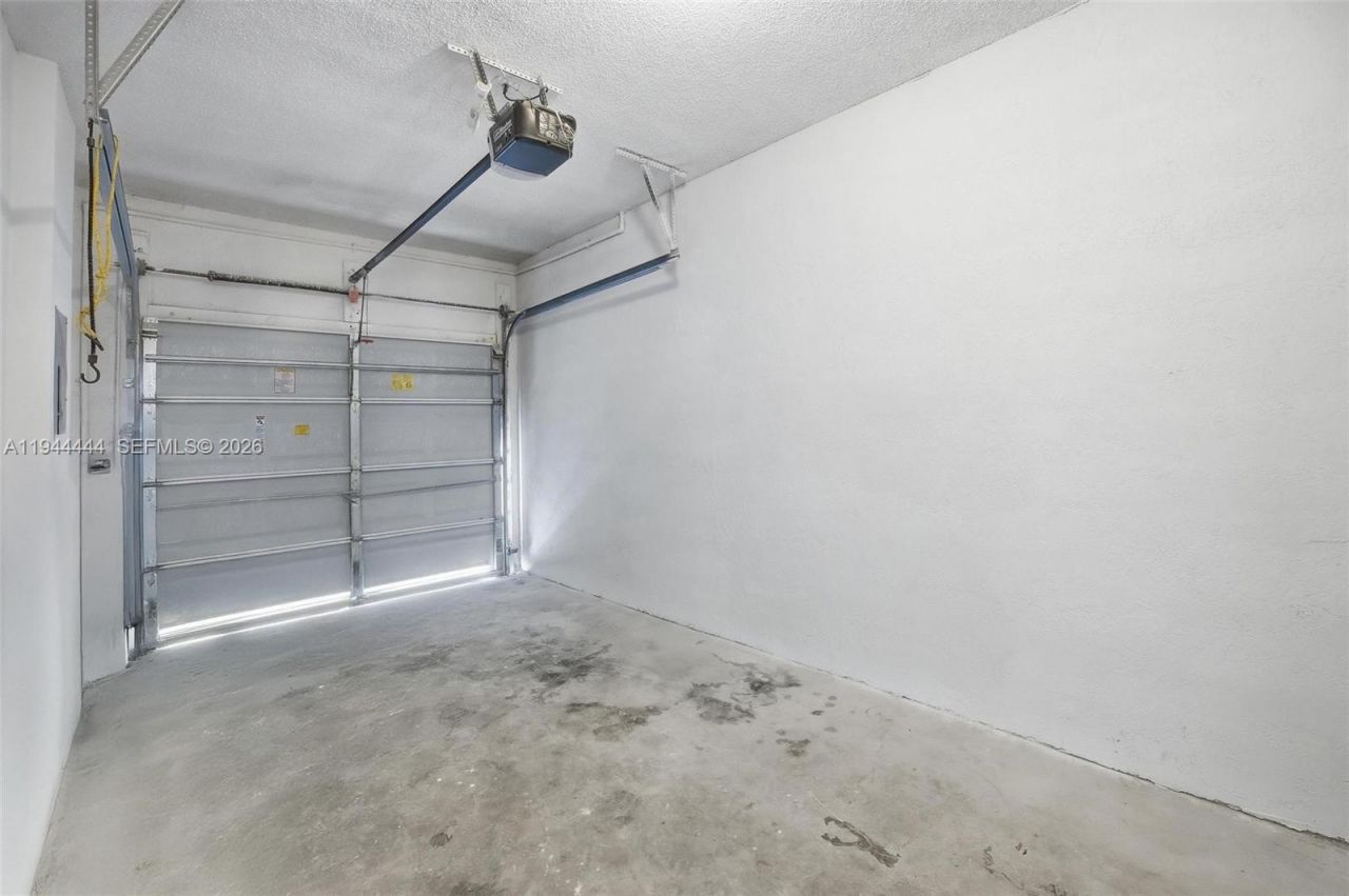 2233 SE 24th Place, Homestead, FL 33035 Photo