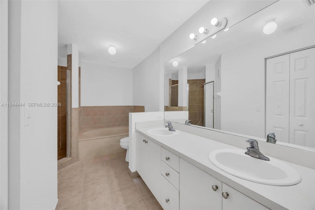 2233 SE 24th Place, Homestead, FL 33035 Photo