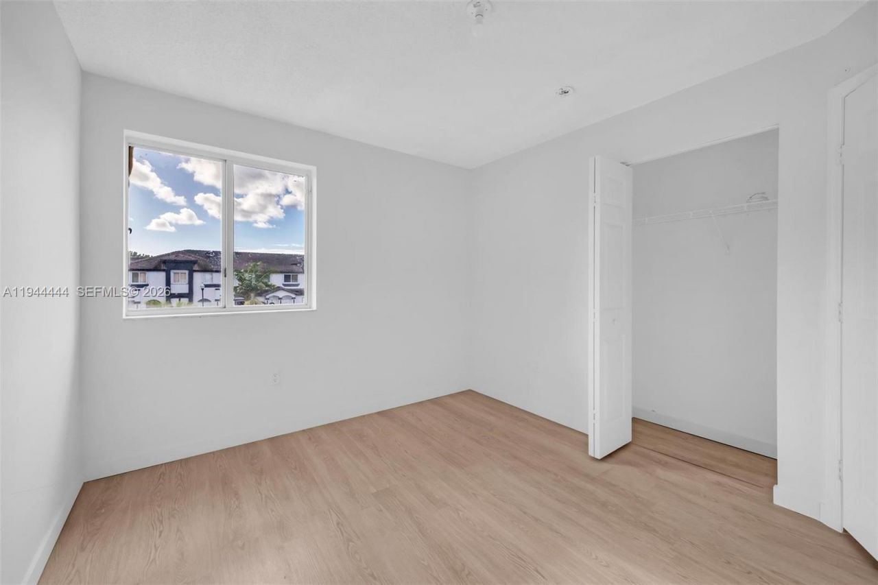 2233 SE 24th Place, Homestead, FL 33035 Photo