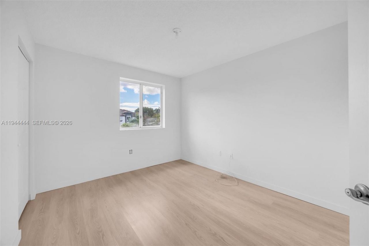 2233 SE 24th Place, Homestead, FL 33035 Photo