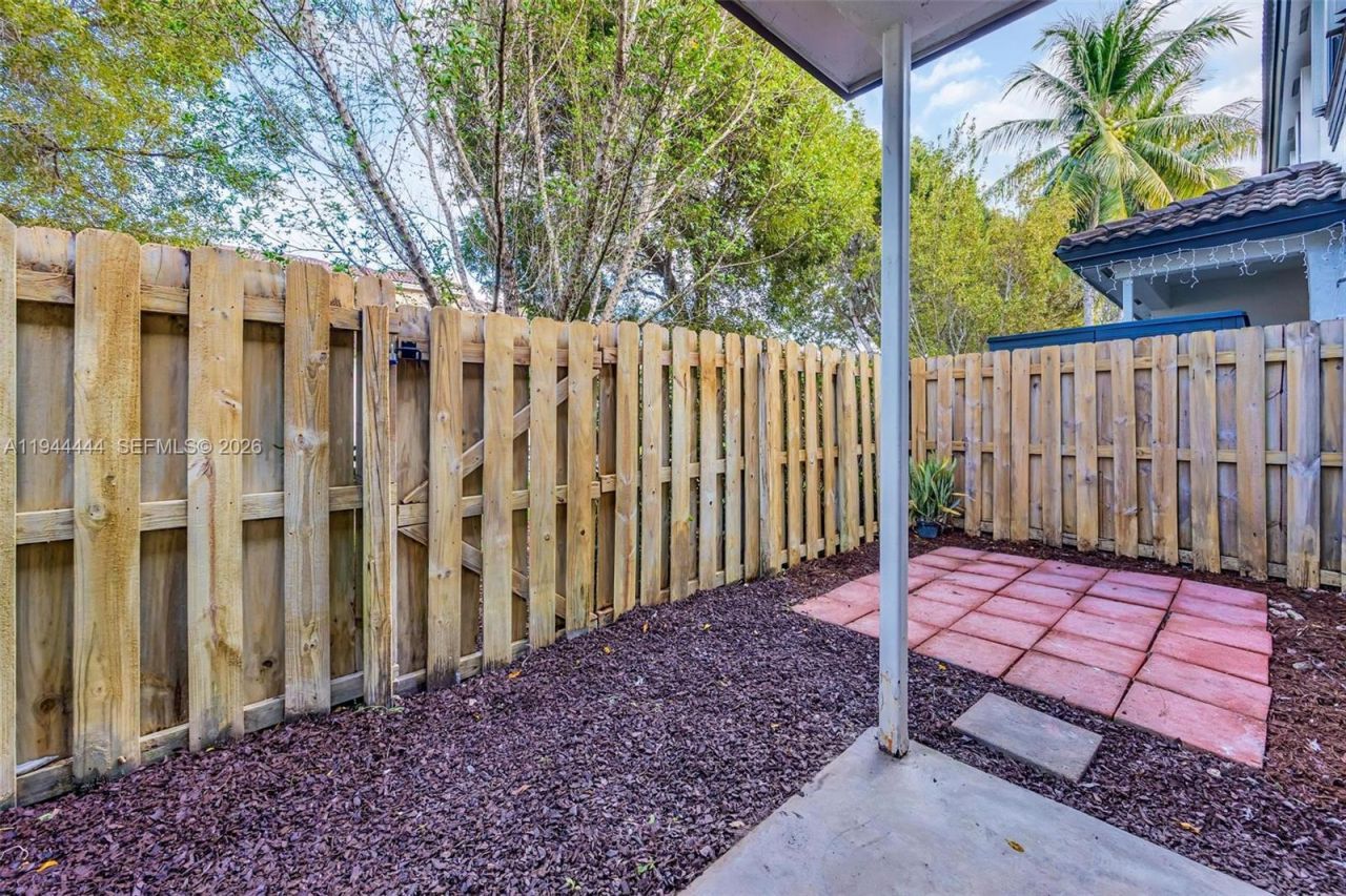 2233 SE 24th Place, Homestead, FL 33035 Photo