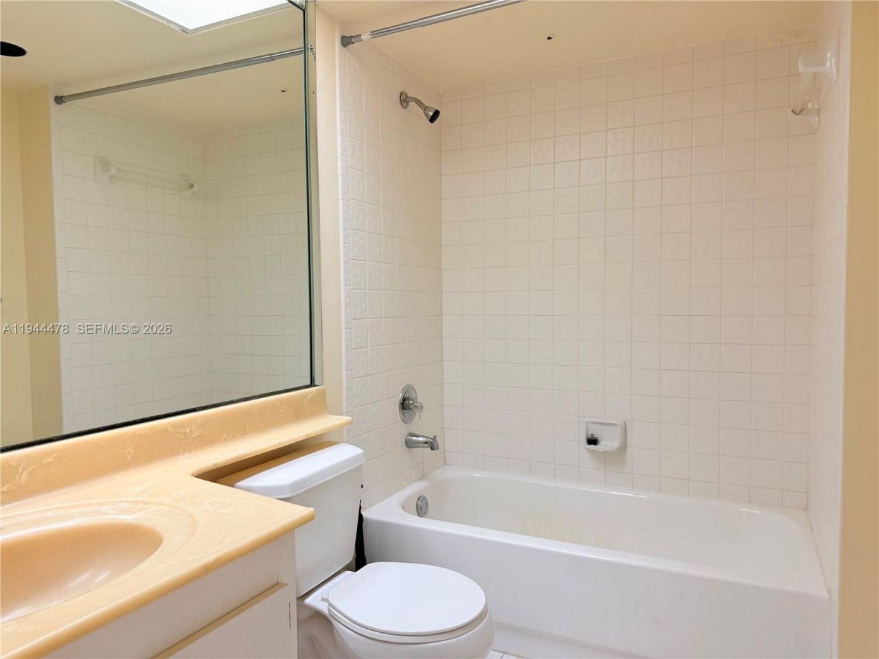 12950 SW 4th Ct, Unit 107H, Pembroke Pines, FL 33027 Photo