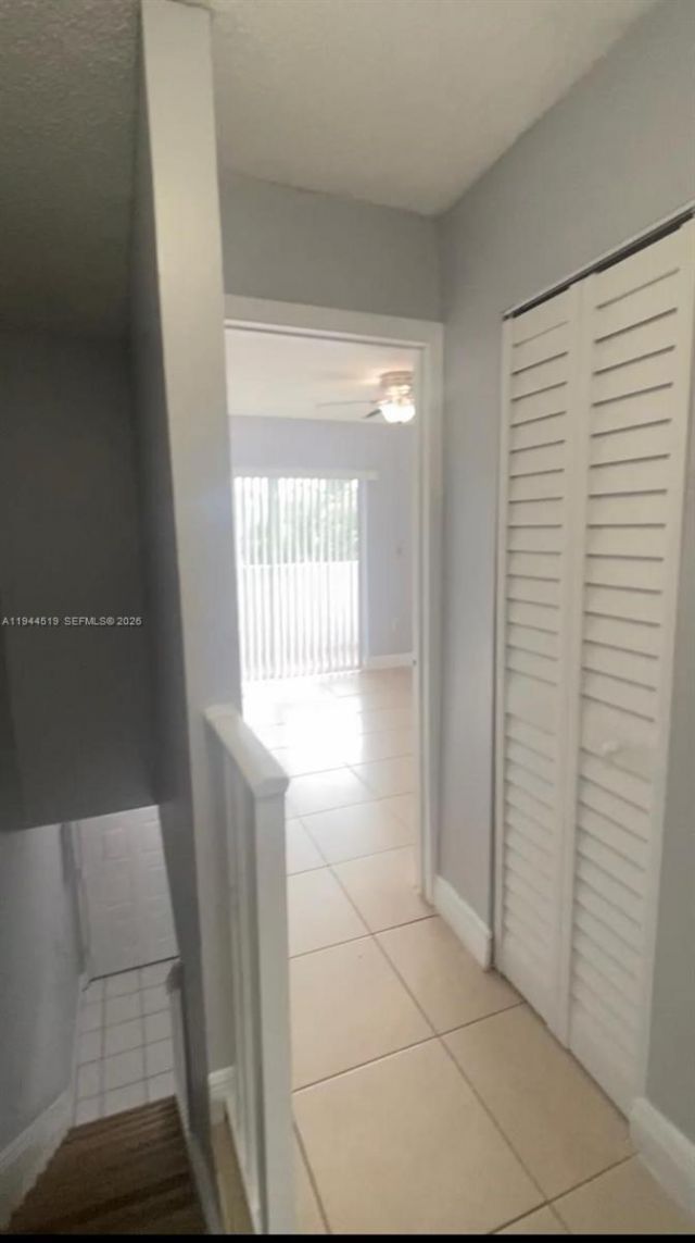2690 W 76th St, Unit 214, Hialeah, FL 33016 Photo
