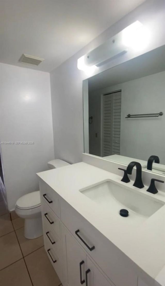 2690 W 76th St, Unit 214, Hialeah, FL 33016 Photo