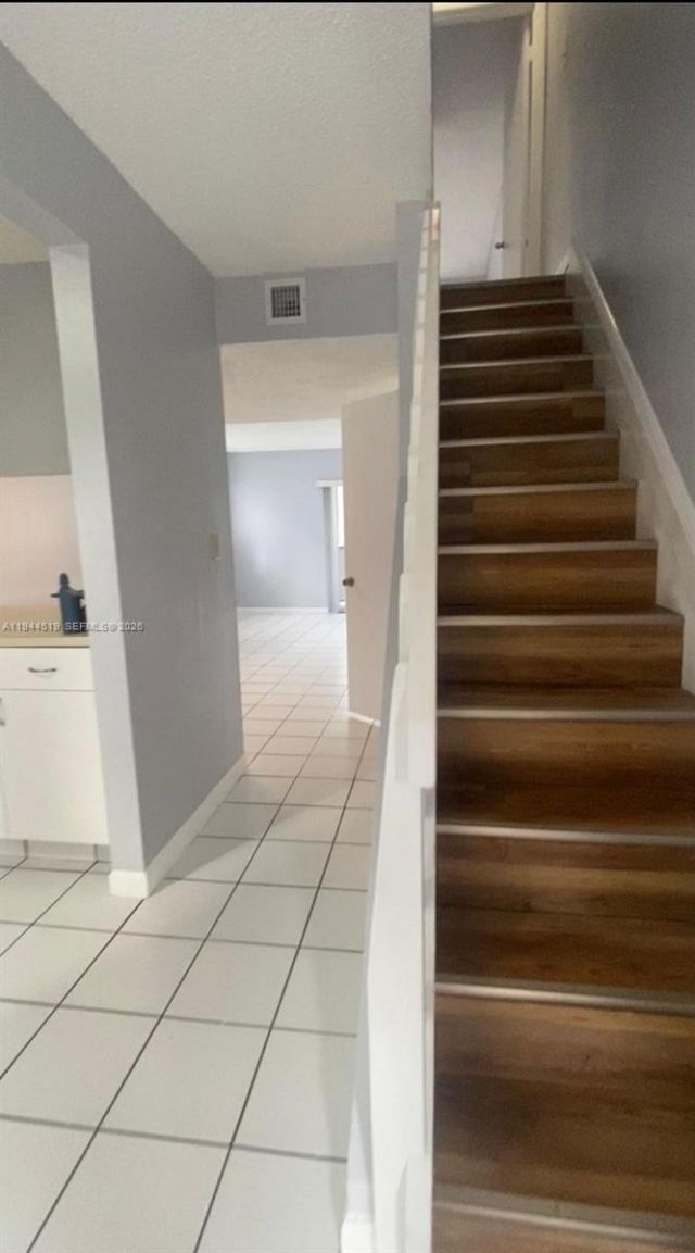 2690 W 76th St, Unit 214, Hialeah, FL 33016 Photo