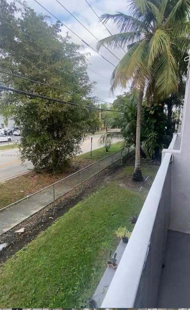 2690 W 76th St, Unit 214, Hialeah, FL 33016 Photo
