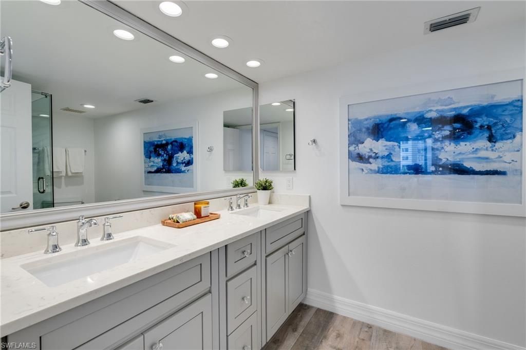 11118 Gulf Shore Dr, Unit A401, Naples, FL 34108 Photo